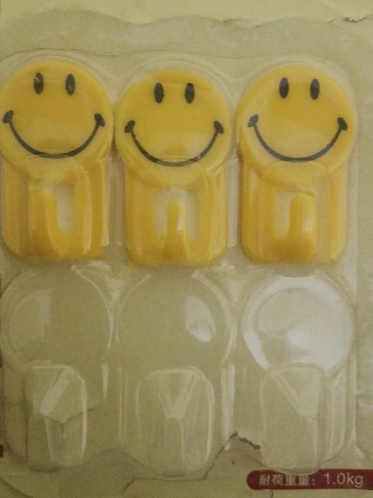 Smiley Wall Hook