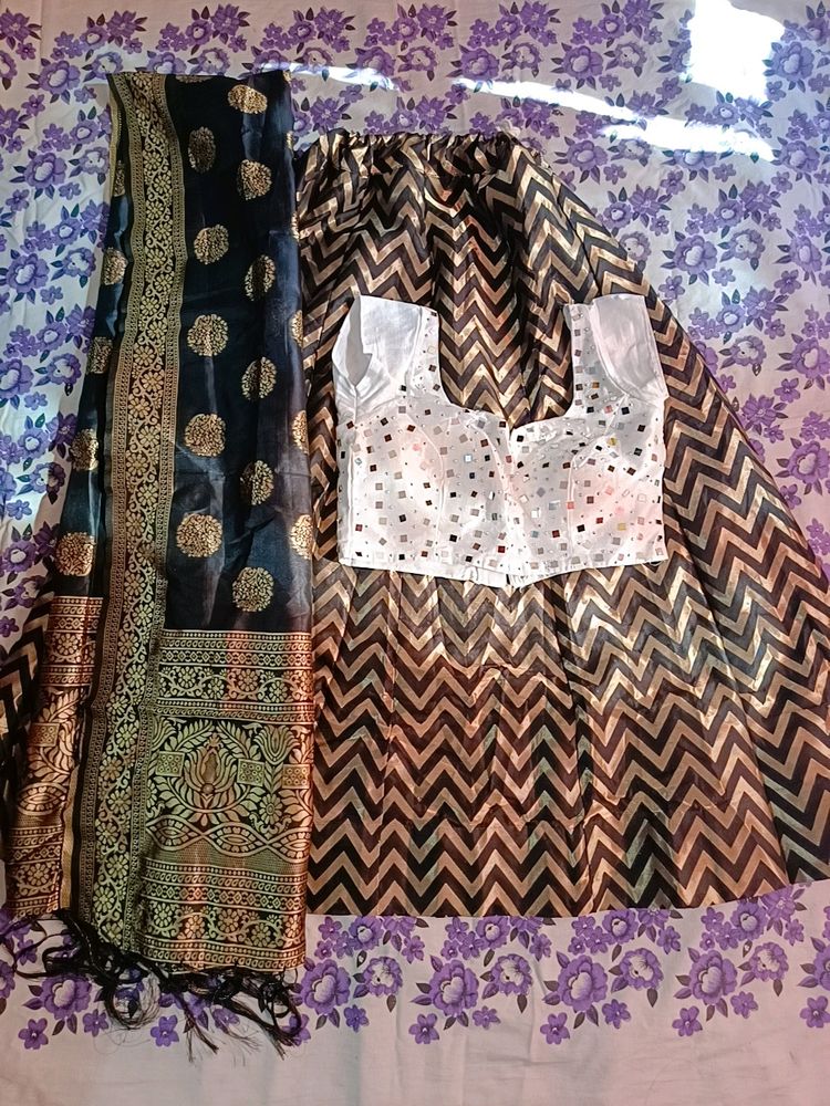 Lehenga, Choli And Dupatta Set