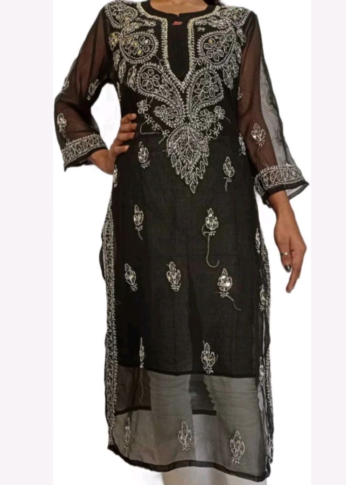 Chikankari Kurti