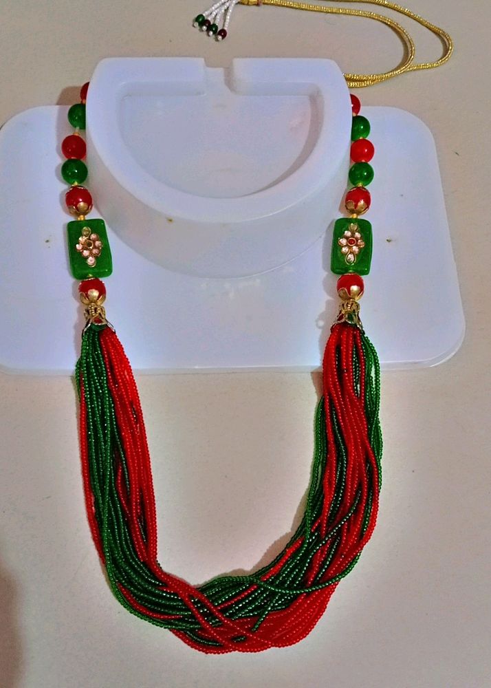 Traditional Moti Set