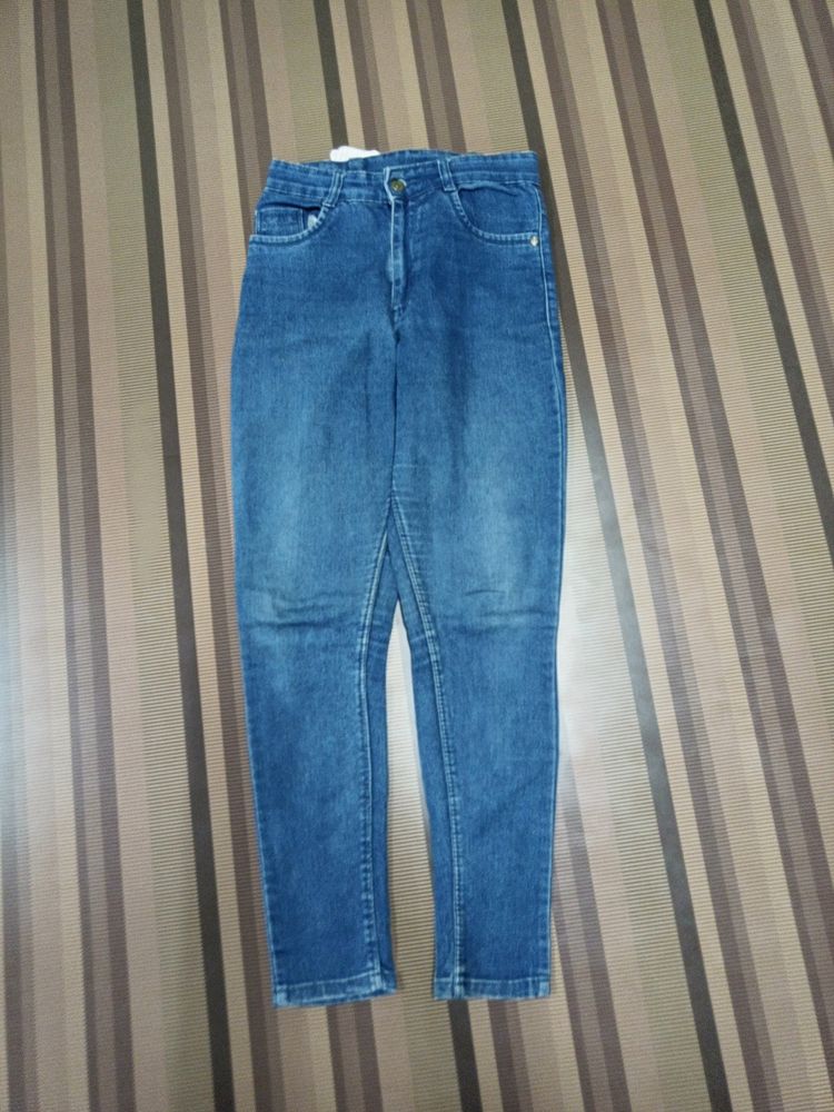 Y-38 Size 28 Slim Fit Women Denim Jeans