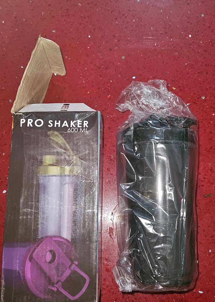 Bottle / Pro Shaker