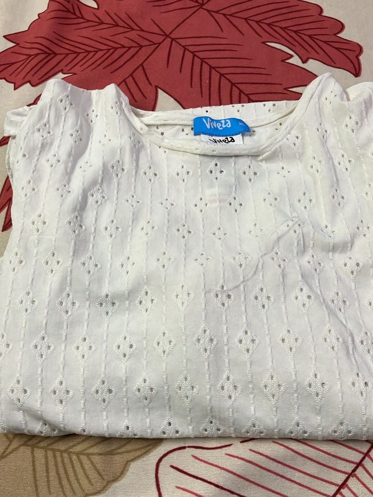 White Top Bust 40-42