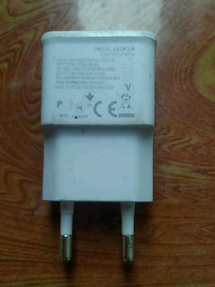 MOBILE CHARGER ADAPTOR