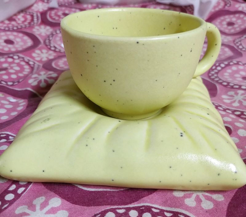 New Pillow Shape Ceramic Cup & Saucer