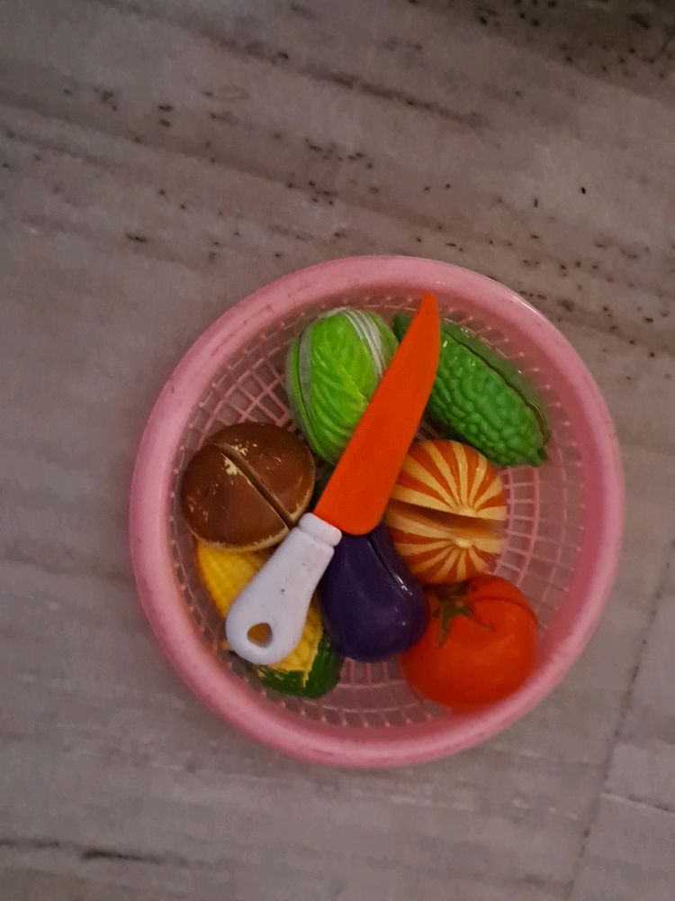 Cutting Vegetable toy