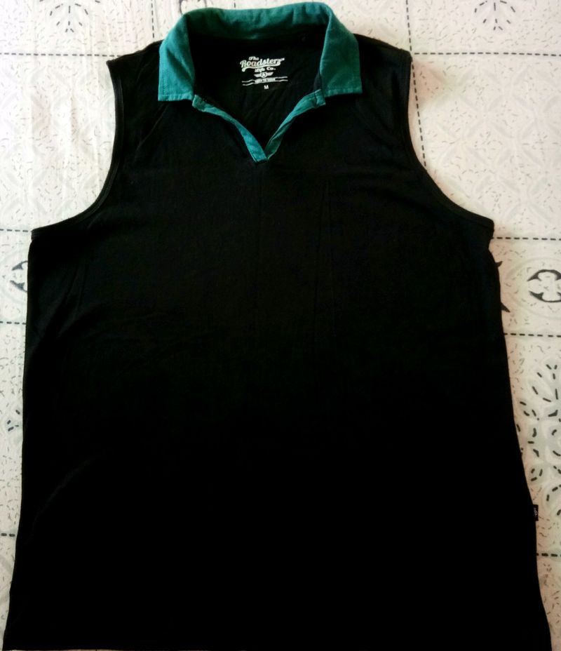 Polo Neck Black T-shirt