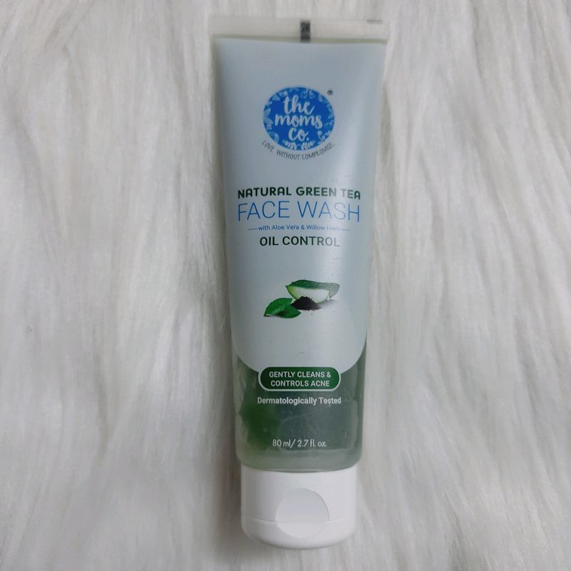 The Moms Co. Natural Green Tea Face Wash