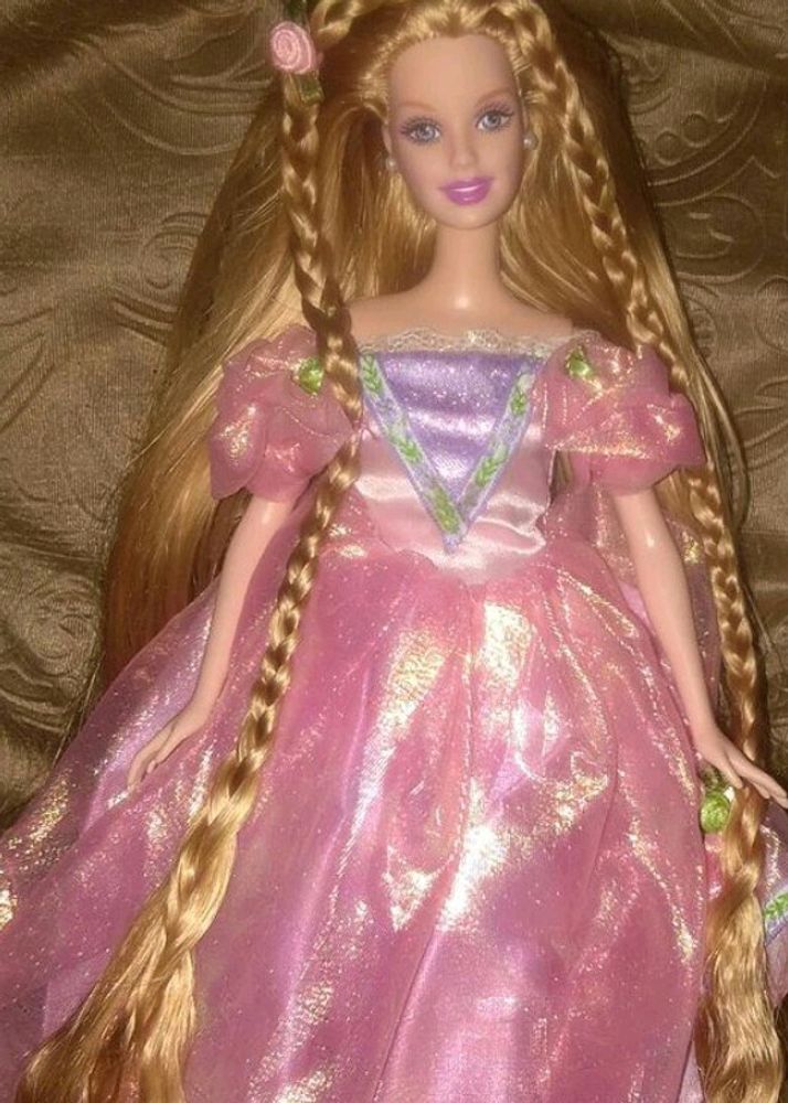 Rapunzel Barbie Doll 2001♥️