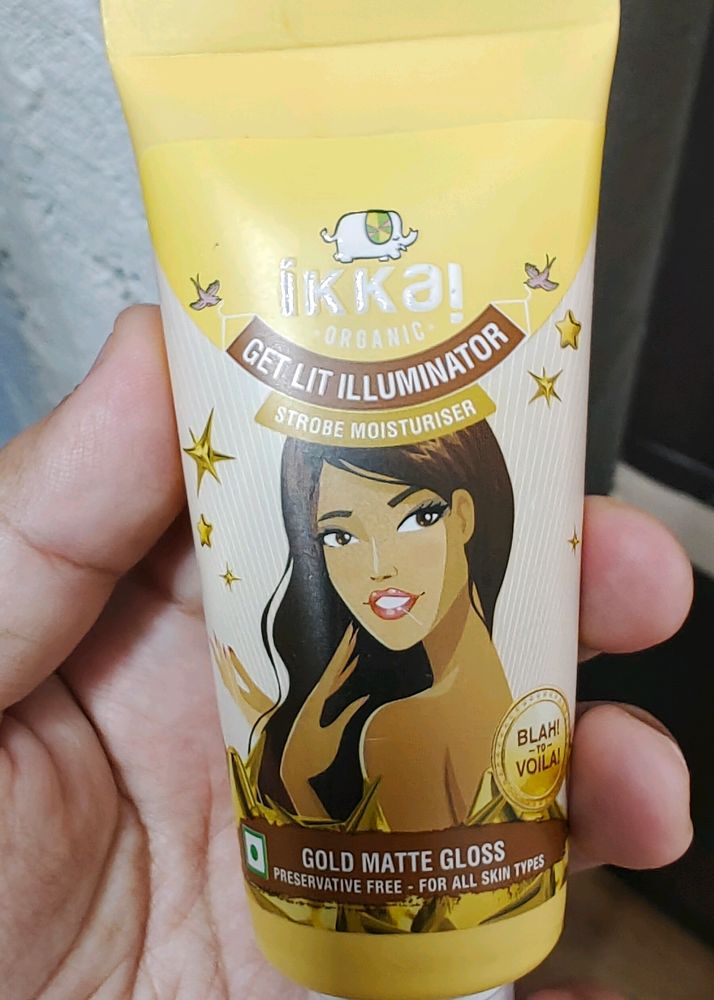 Ikkai Get Lit Illuminator Strobe Moisturizer