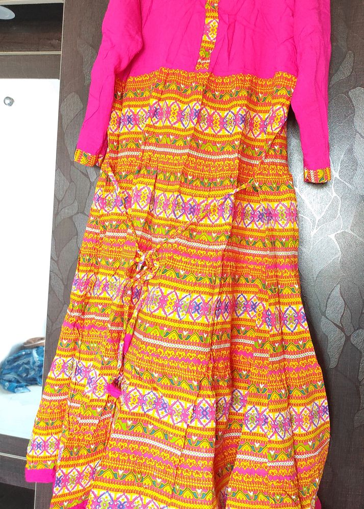 Multicolored Decent Kurta In Cotton