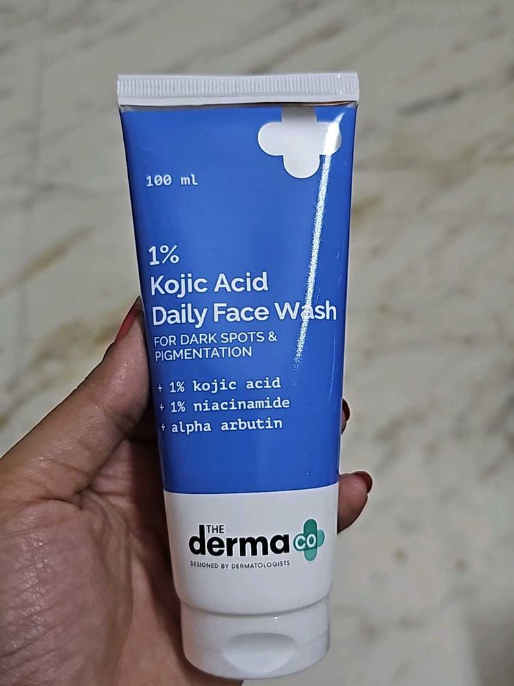 Derma co Kojic Acid Face Wash