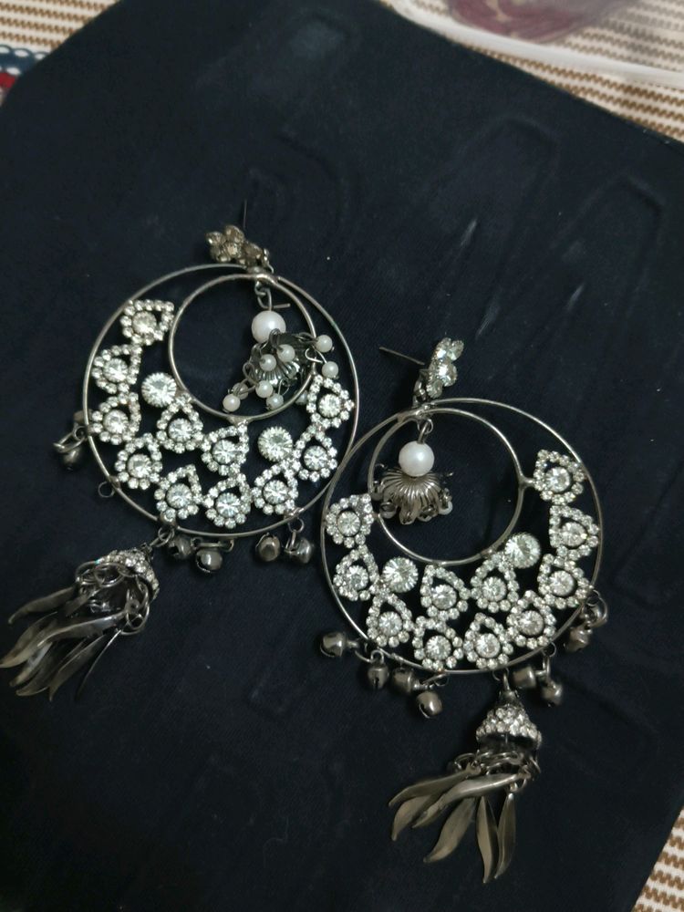 Black Metal Earrring