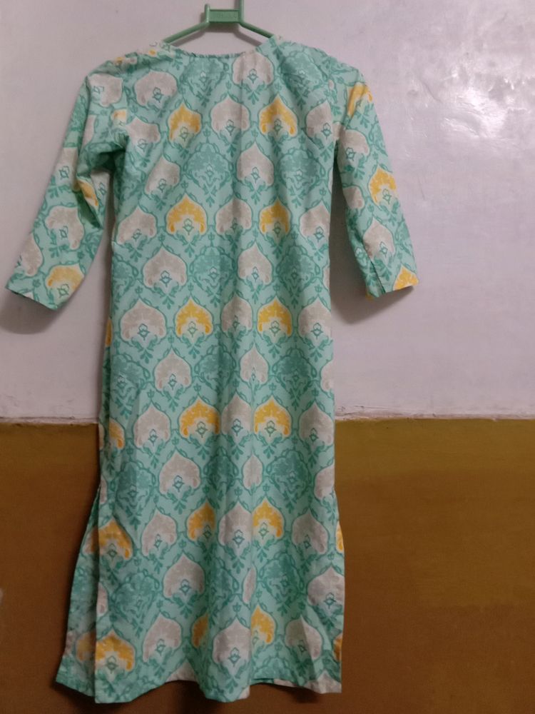 New Threads Kurti