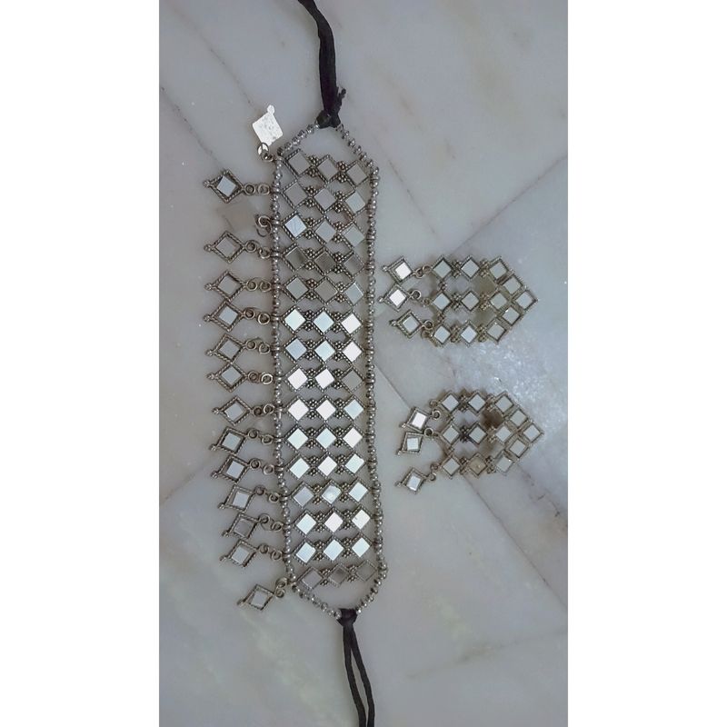 Silver Mirror Choker With Earings And Bracelet