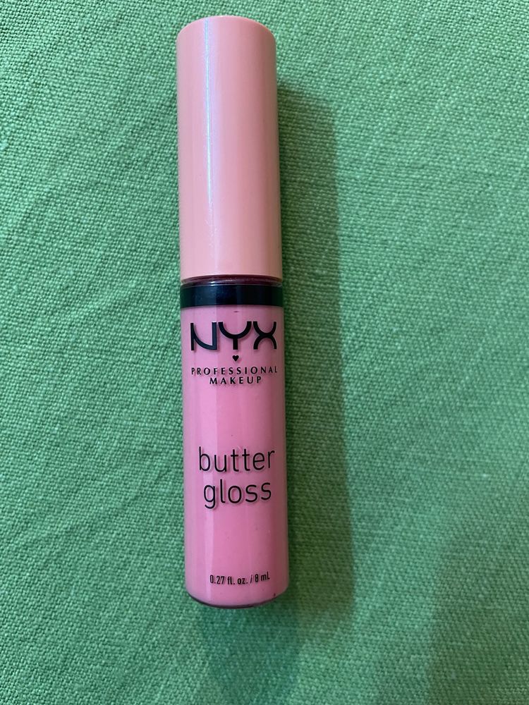 NYX buttergloss in shade CREME BRULEE