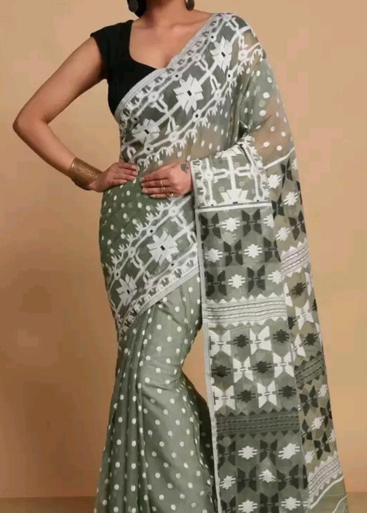 Woven Design Jamdani Saree With Solid Border