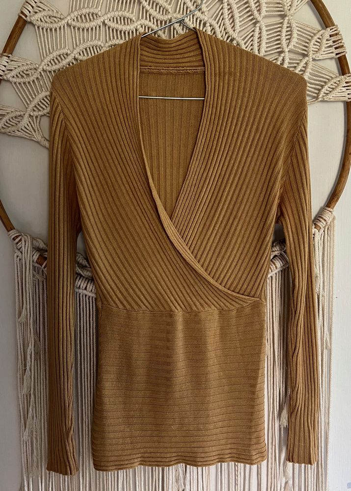 Stretchable Rib Knit Wrap Top