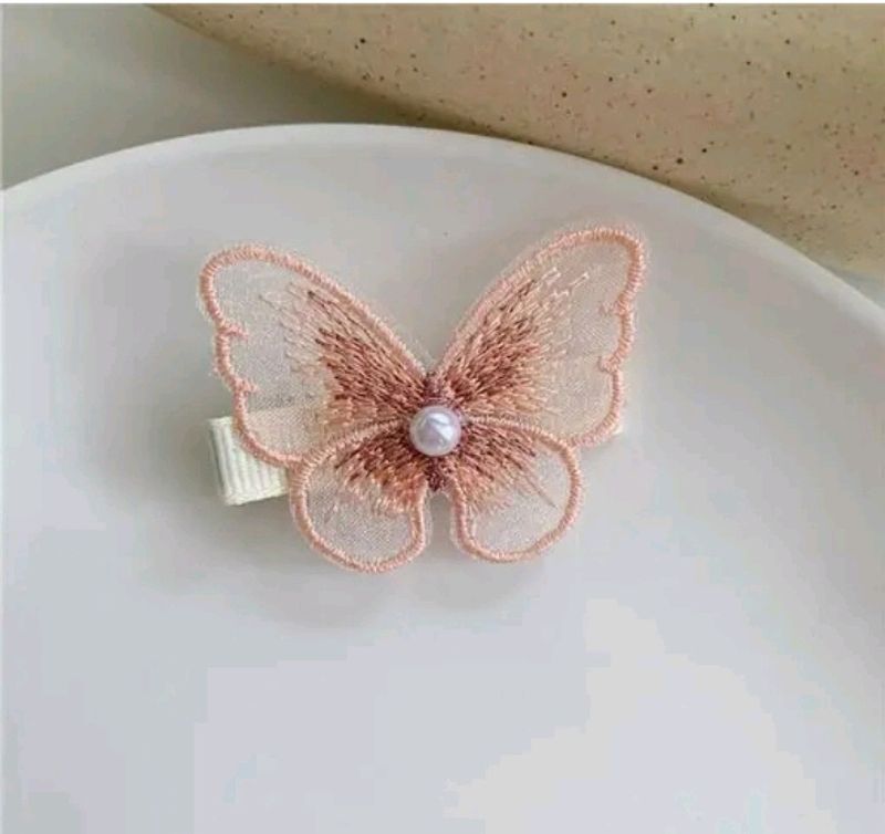 Artificial Butterfly Hair Clip (1piece)