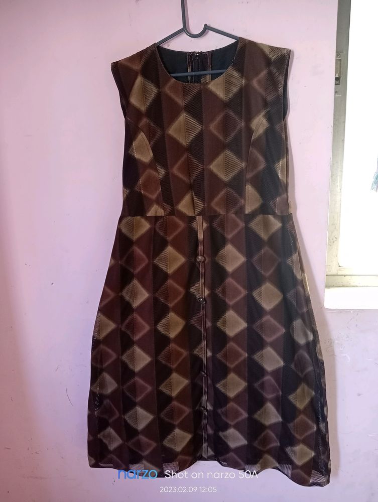 Girls fancy kurti for occasions.