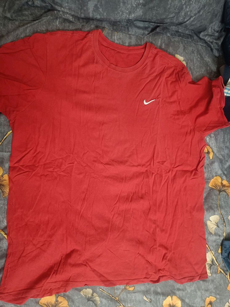 Men's Red Tshirt