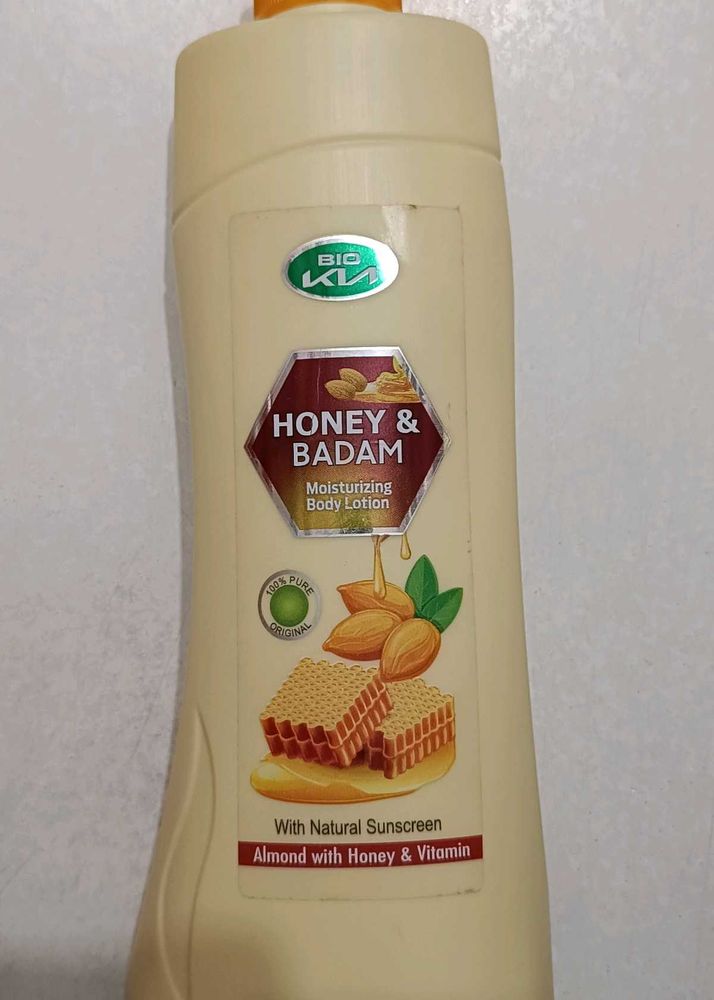 Bio Kia Honey And Badam Moisturizing Body Lotion