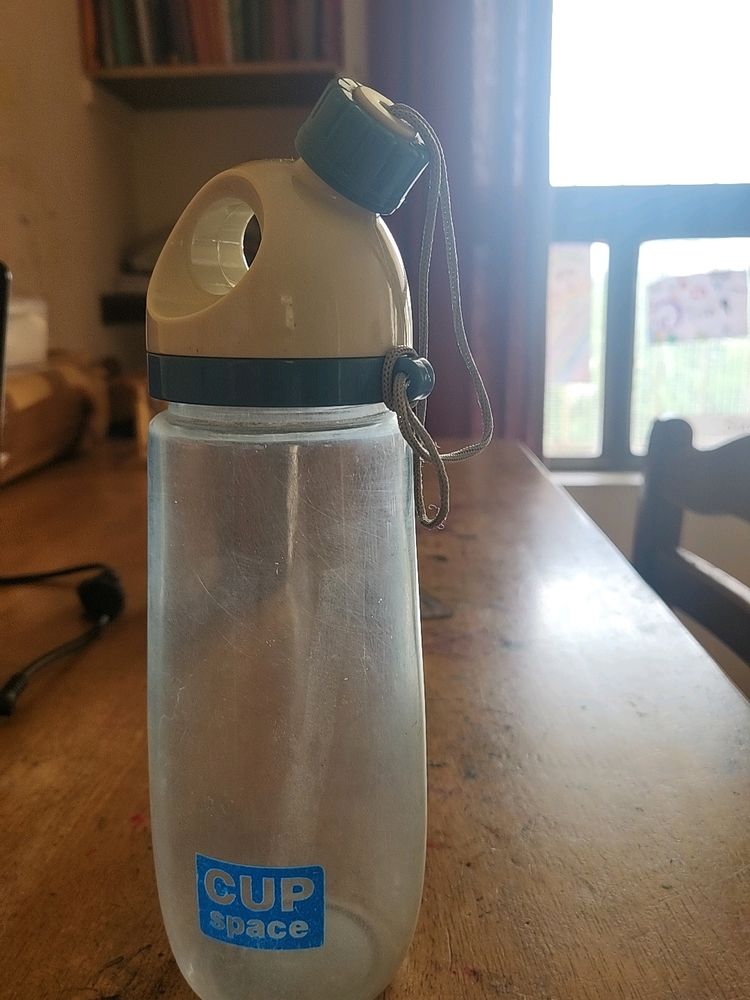 Good Quality Plastic Water Bottle With Fancy Cap