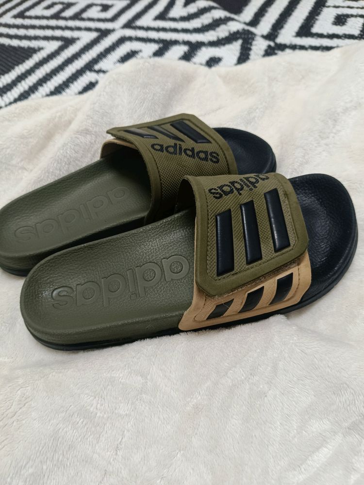 Adidas Slide