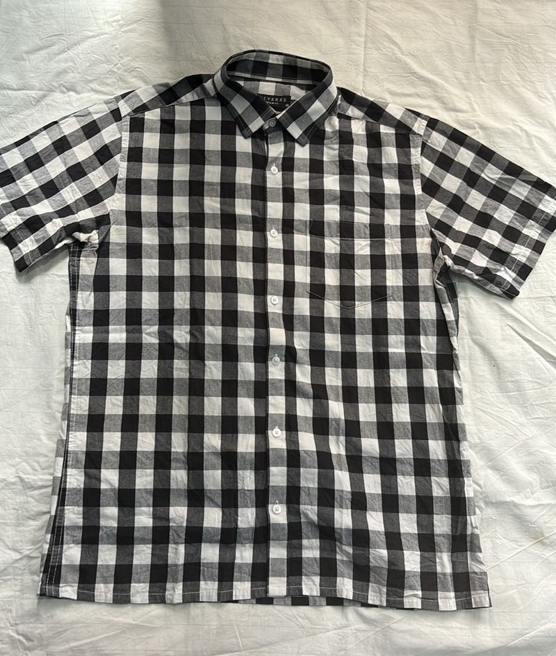 Black and white checked shirt - Diverse -M size