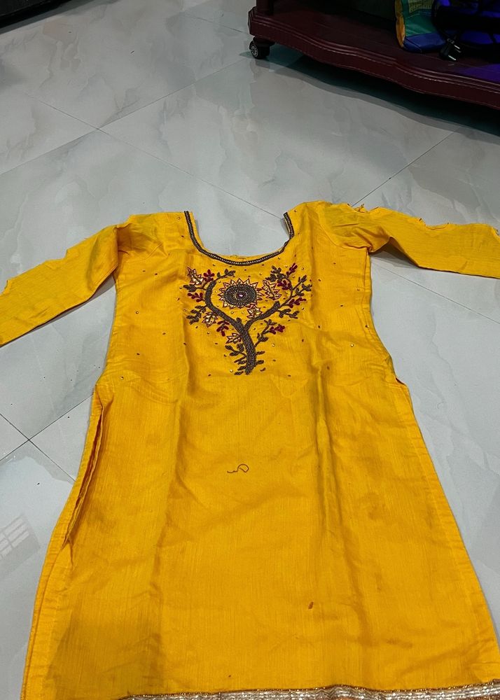 Kurti With Garara