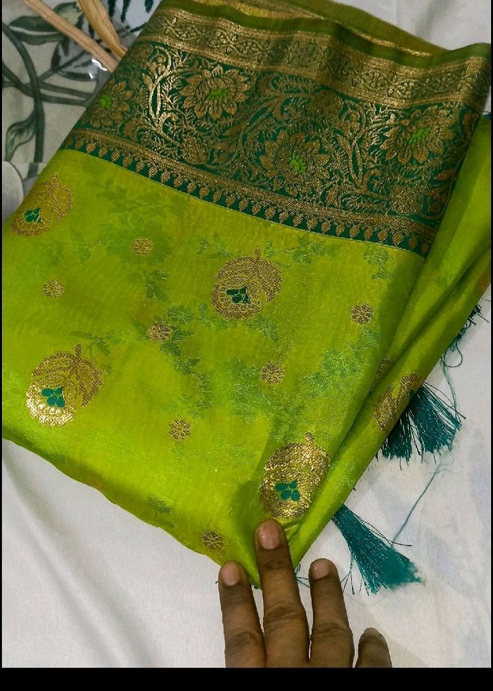 Banarasi Silk 💕💕💕