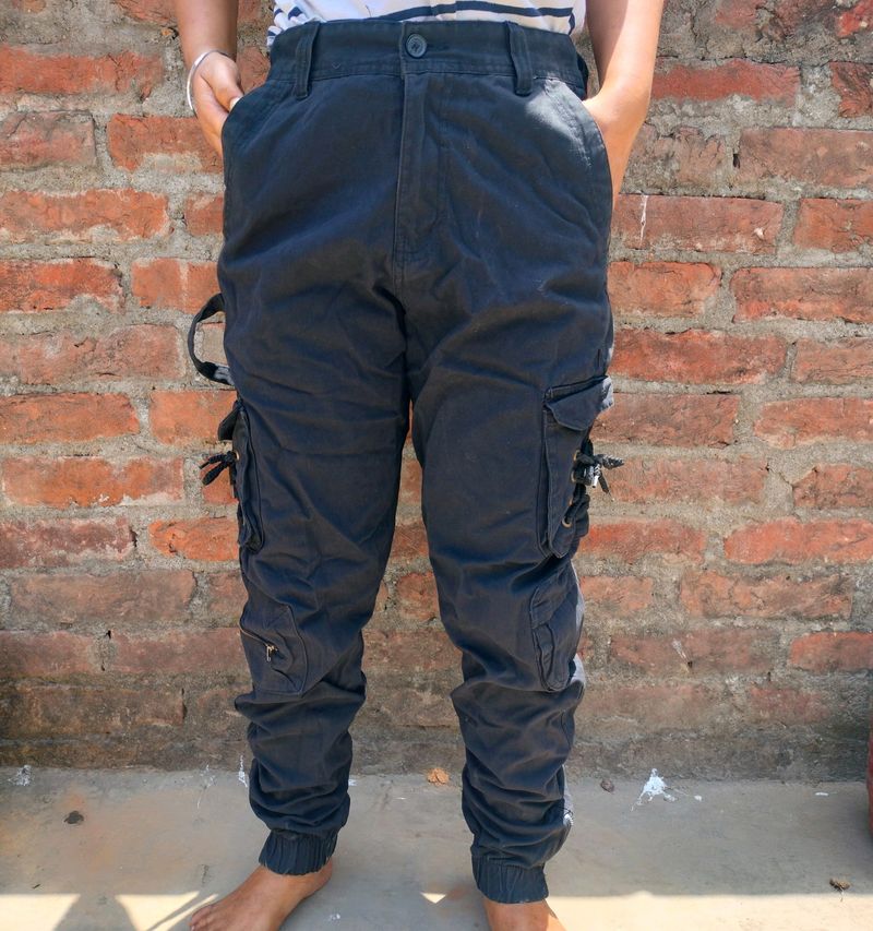 Cargo Jeans