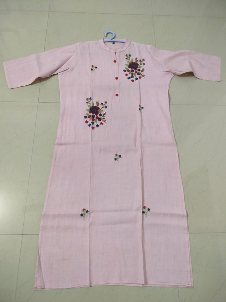 💗Classy Embroidered Cotton Kurti