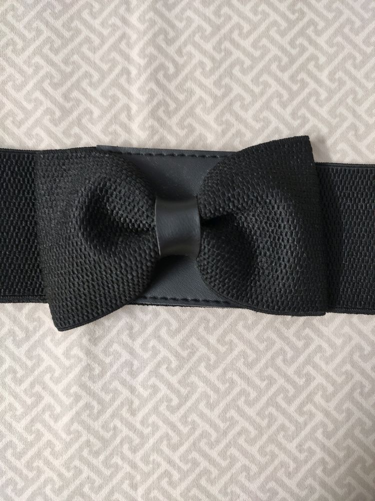 Cute Black Bow Belt