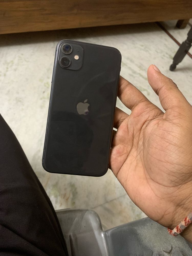 iPhone 11 Like New