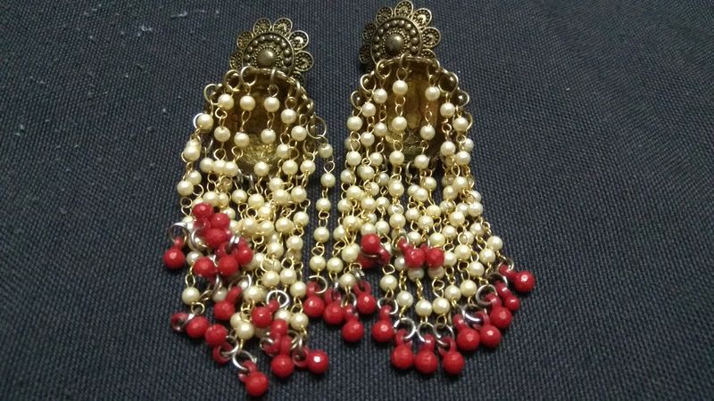 Latkan Jhumkas