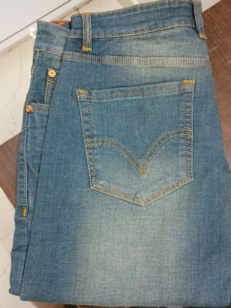 Levis Jeans