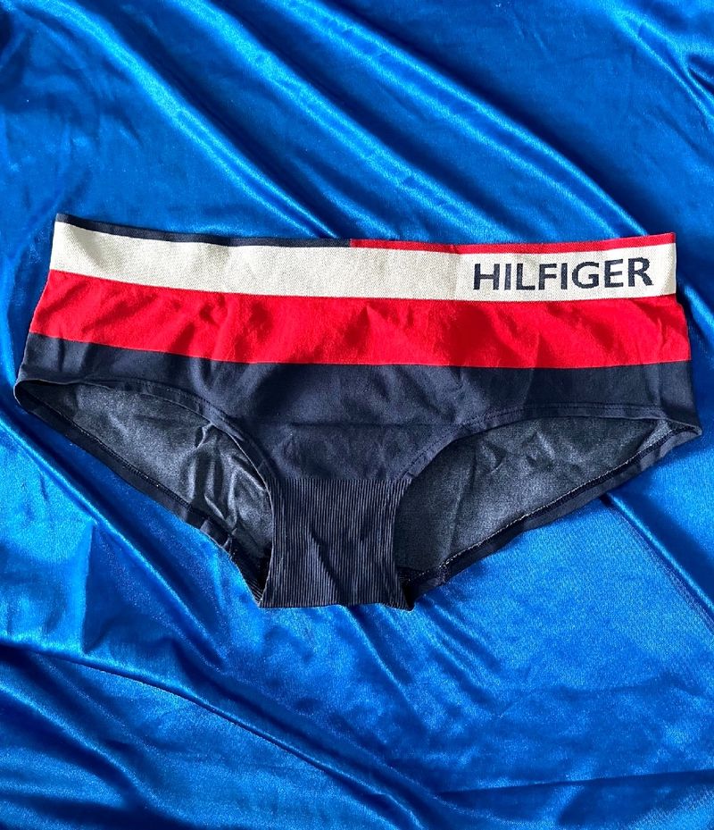 Tommy Hilfiger Red