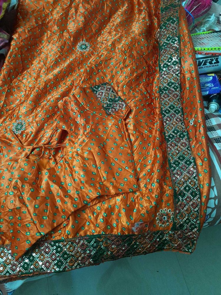 Saree With Blouse Satin Bandhini Print Lace Border