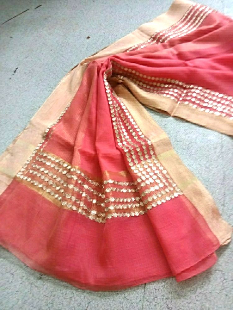 Tranding Saree Look