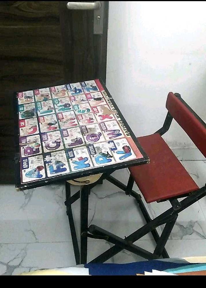 Foldable Study Table