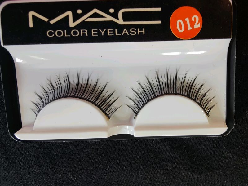 Mac- Lashes