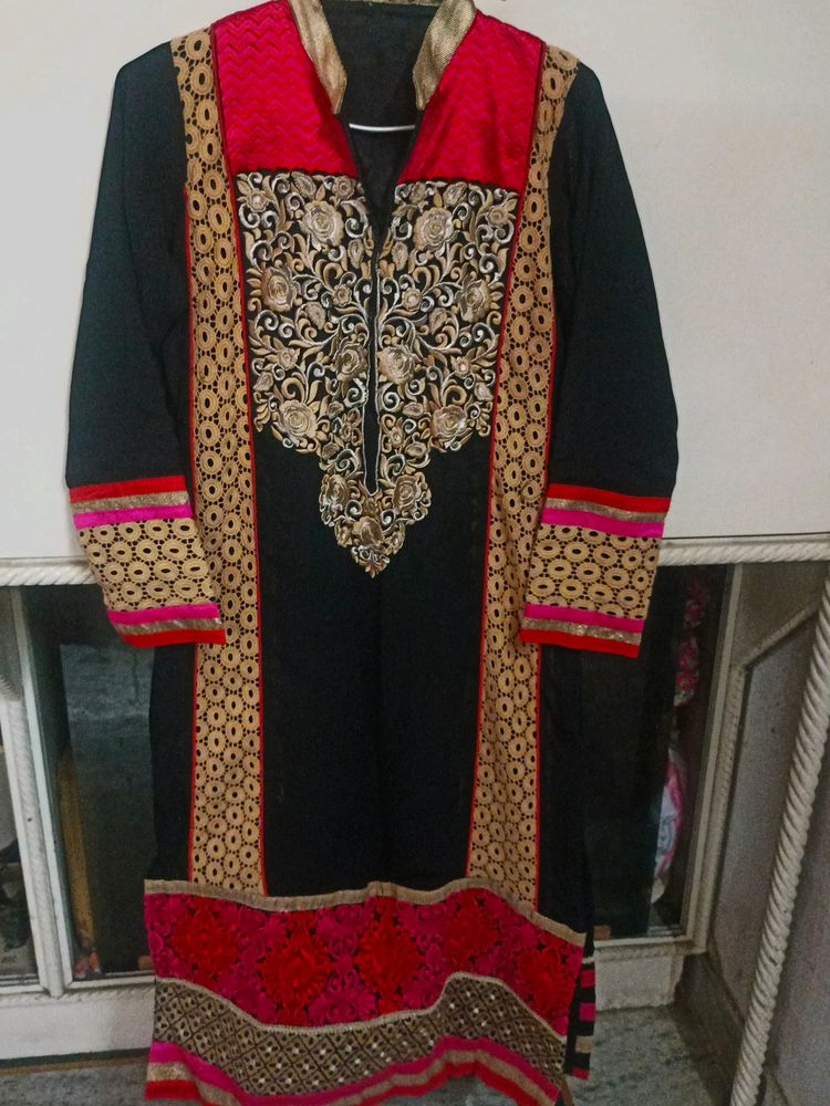 Red And Black Kurta Pant Set.. With Dupatta..