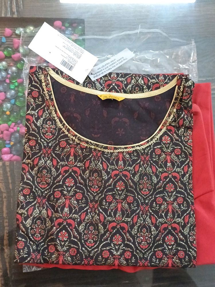 Aurelia Black Kurti Set With Red Plazzo