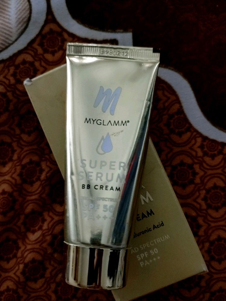 Myglamm Super Serum BB Cream With Hyaluronic Acid