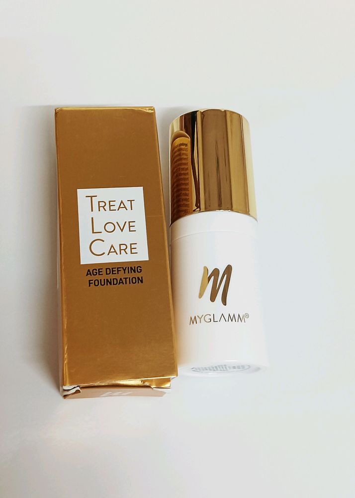 myglamm TREAT LOVE CARE AGE DEFYING FOUNDATION