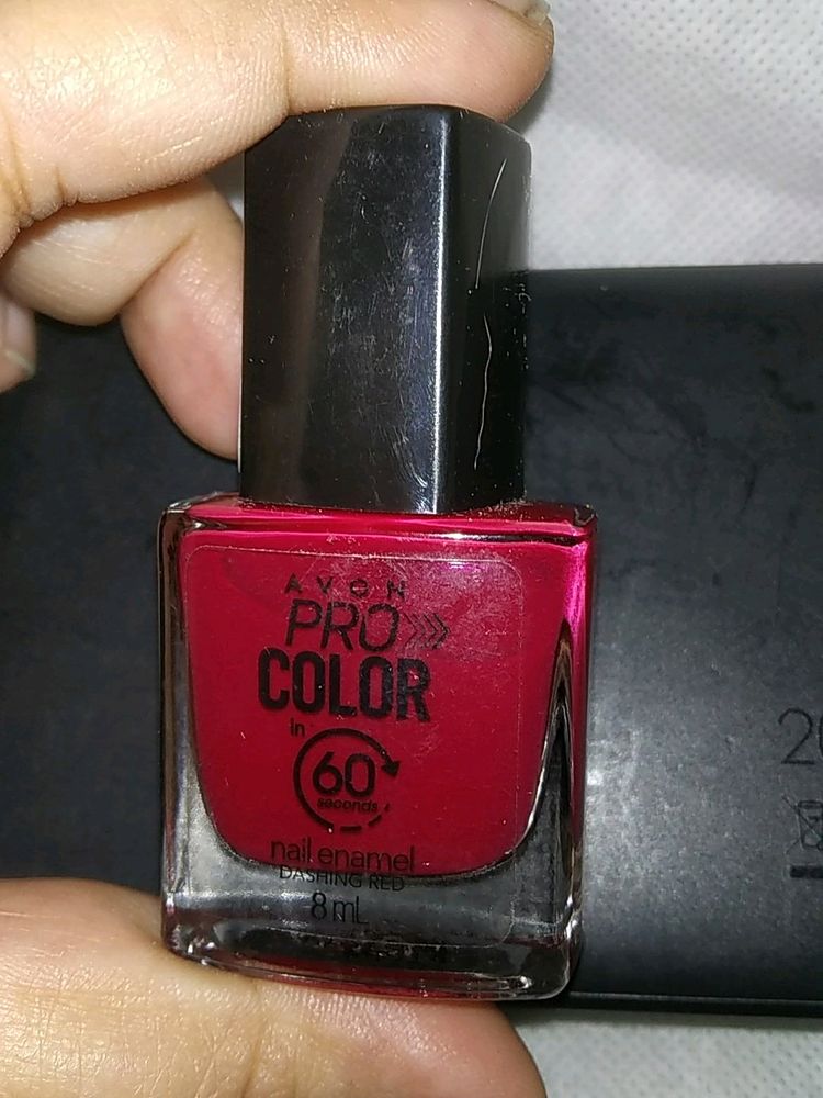 Avon Pro Color Nail Enamel - Code - Dashing Red