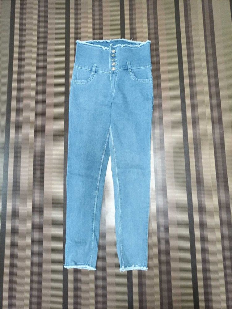 Z-13 Size 28 Slim Fit Women Denim Jeans