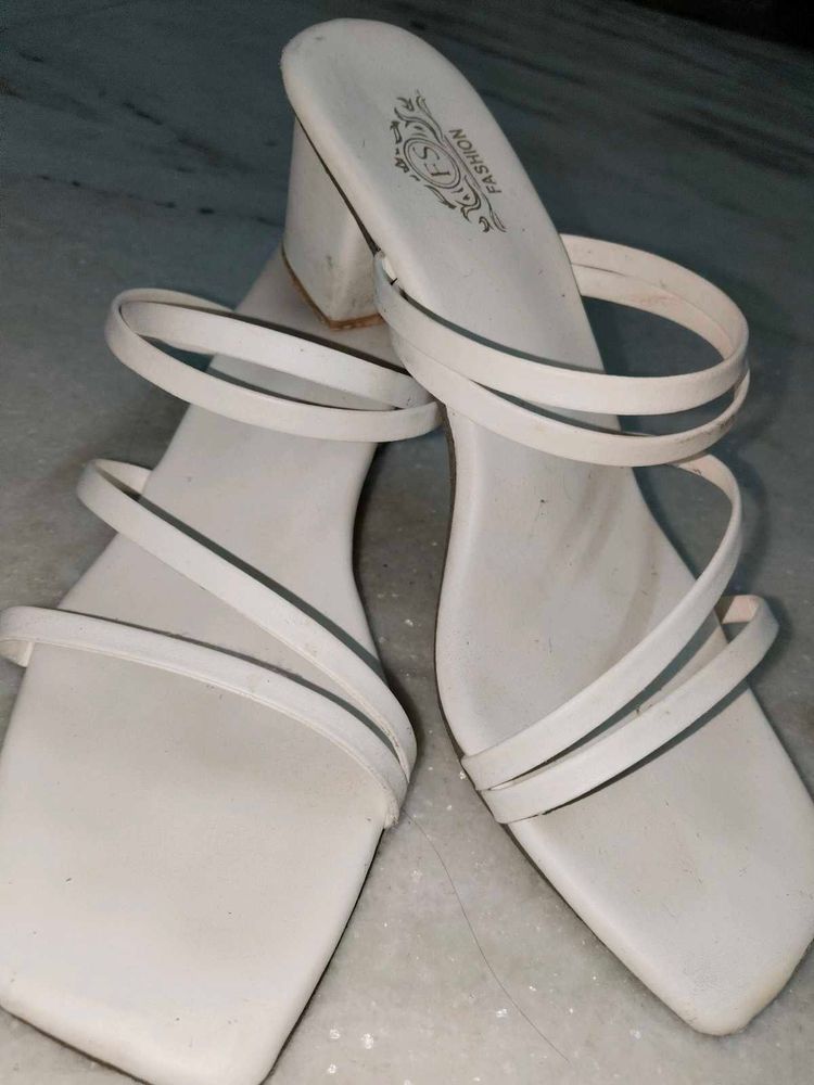 I Am Selling White Heels