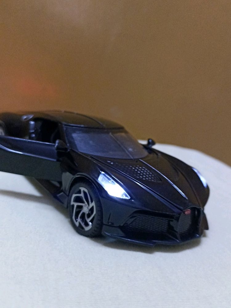 La Vaiture Naire Black Colour Bugatti Car Diecast